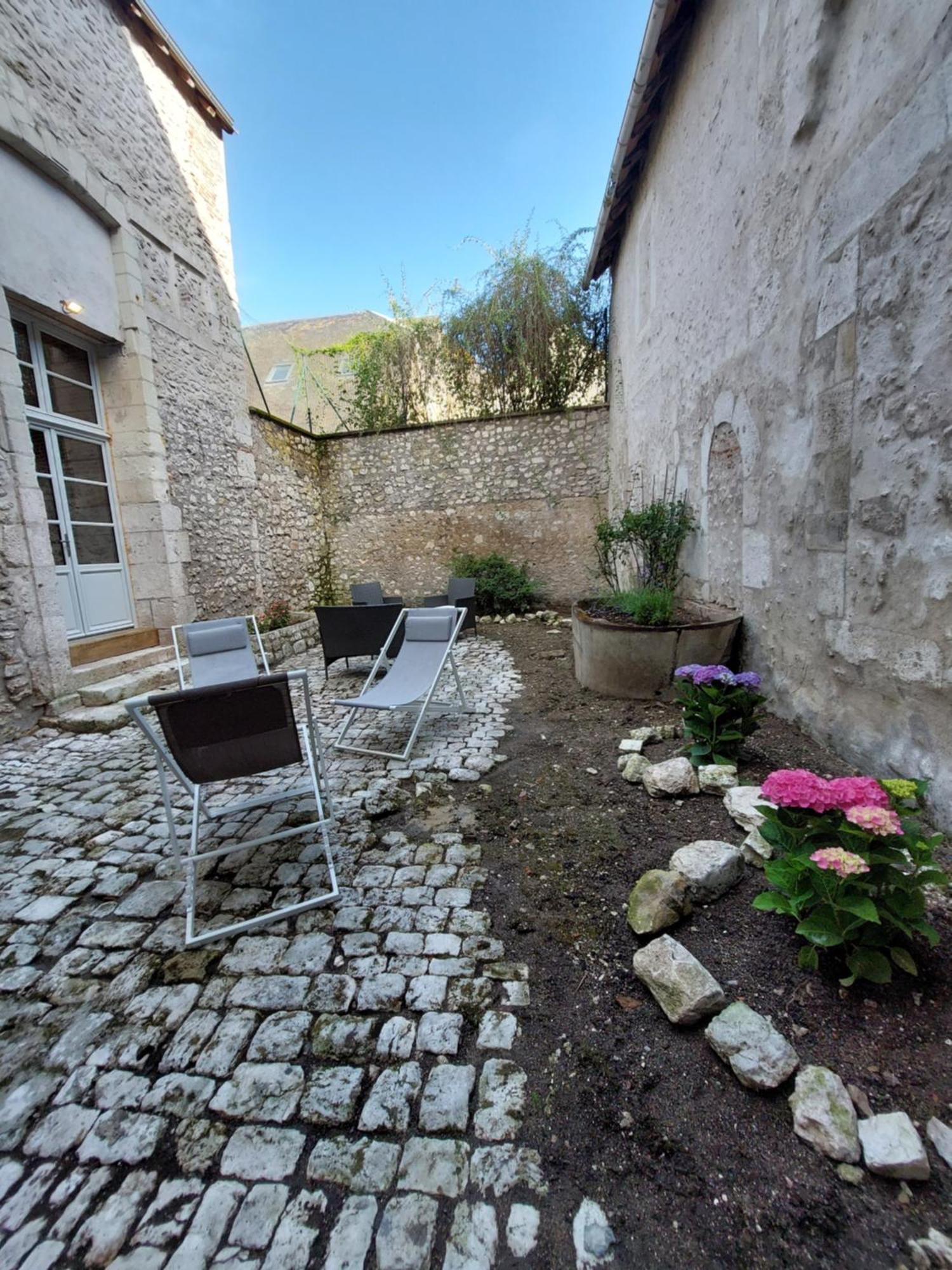 Appartements L'Hirondelle Beaugency Ngoại thất bức ảnh
